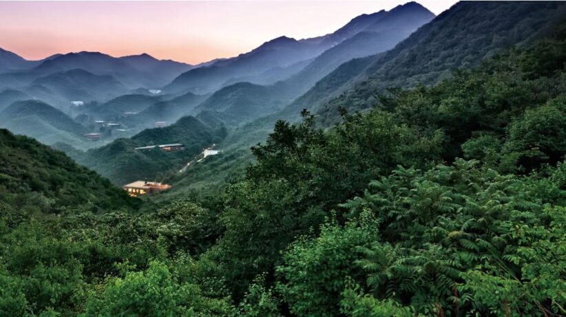 Commune by the Great Wall